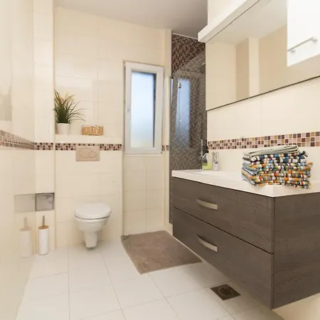 841 Apartament